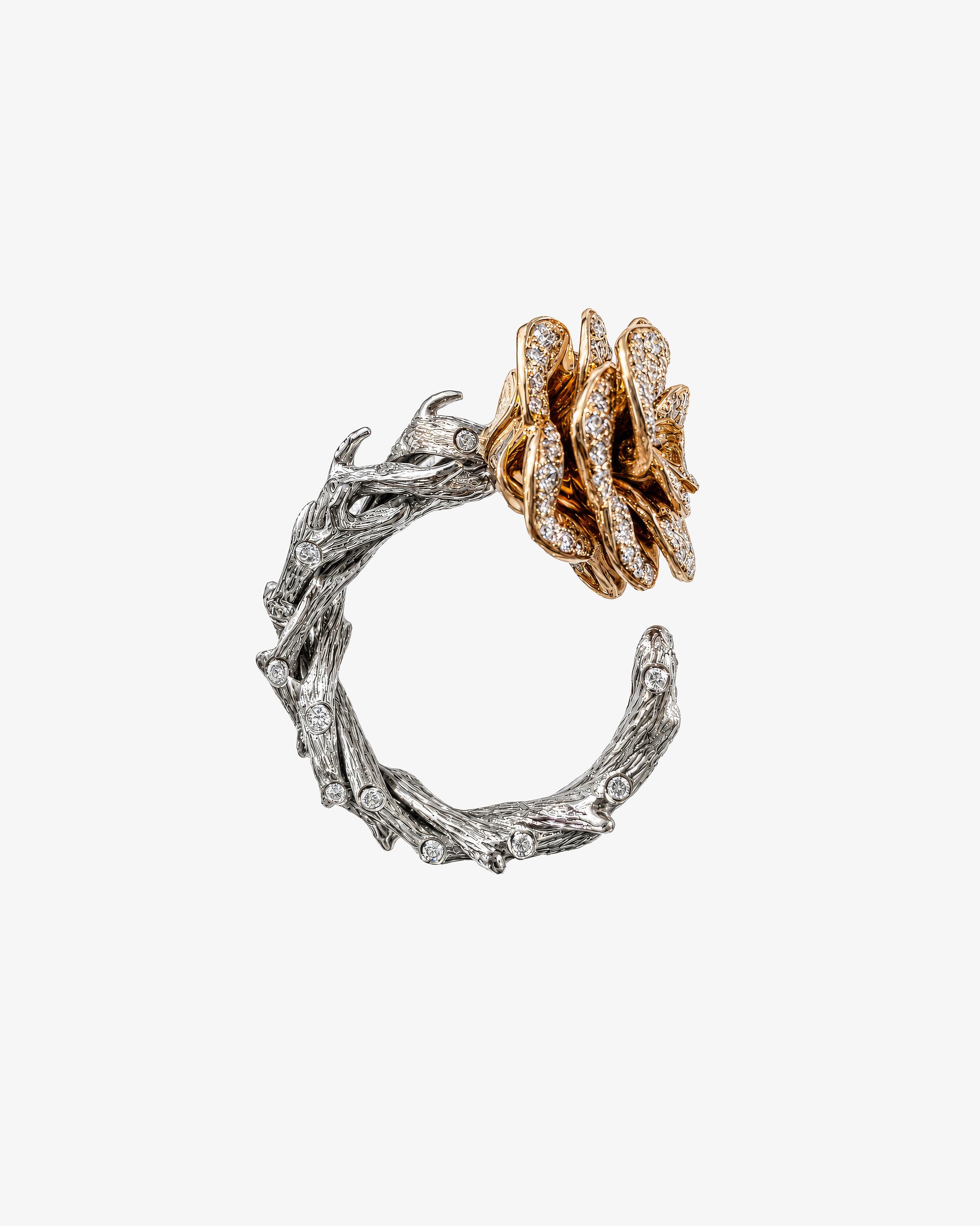 EVERY ROSE HAS ITS TORN IN 18K WHITE GOLD